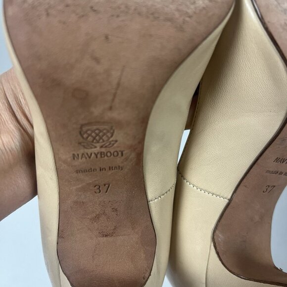 Navboot Classic Beige Pump EU 37 US 6.5 Nude Heel Business Wedding Shoes Italy - Picture 8 of 8